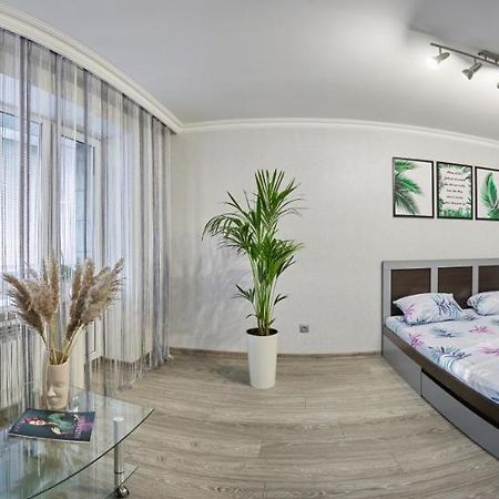 Babylon Apartments On Chornovola 罗夫诺 外观 照片